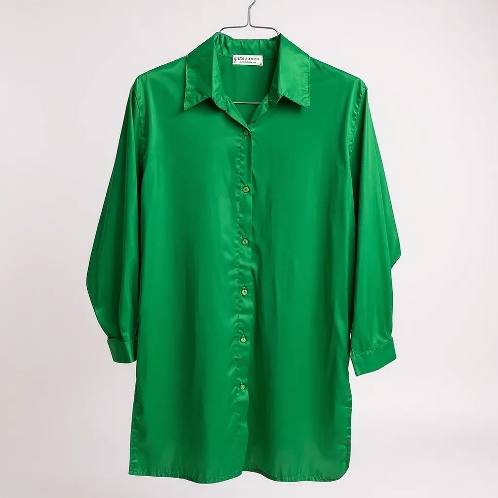 Women’s John & Anne Vibrant Green Tunics. Size XL